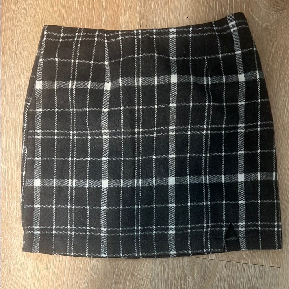 Black and White Mini Pencil Skirt for Work